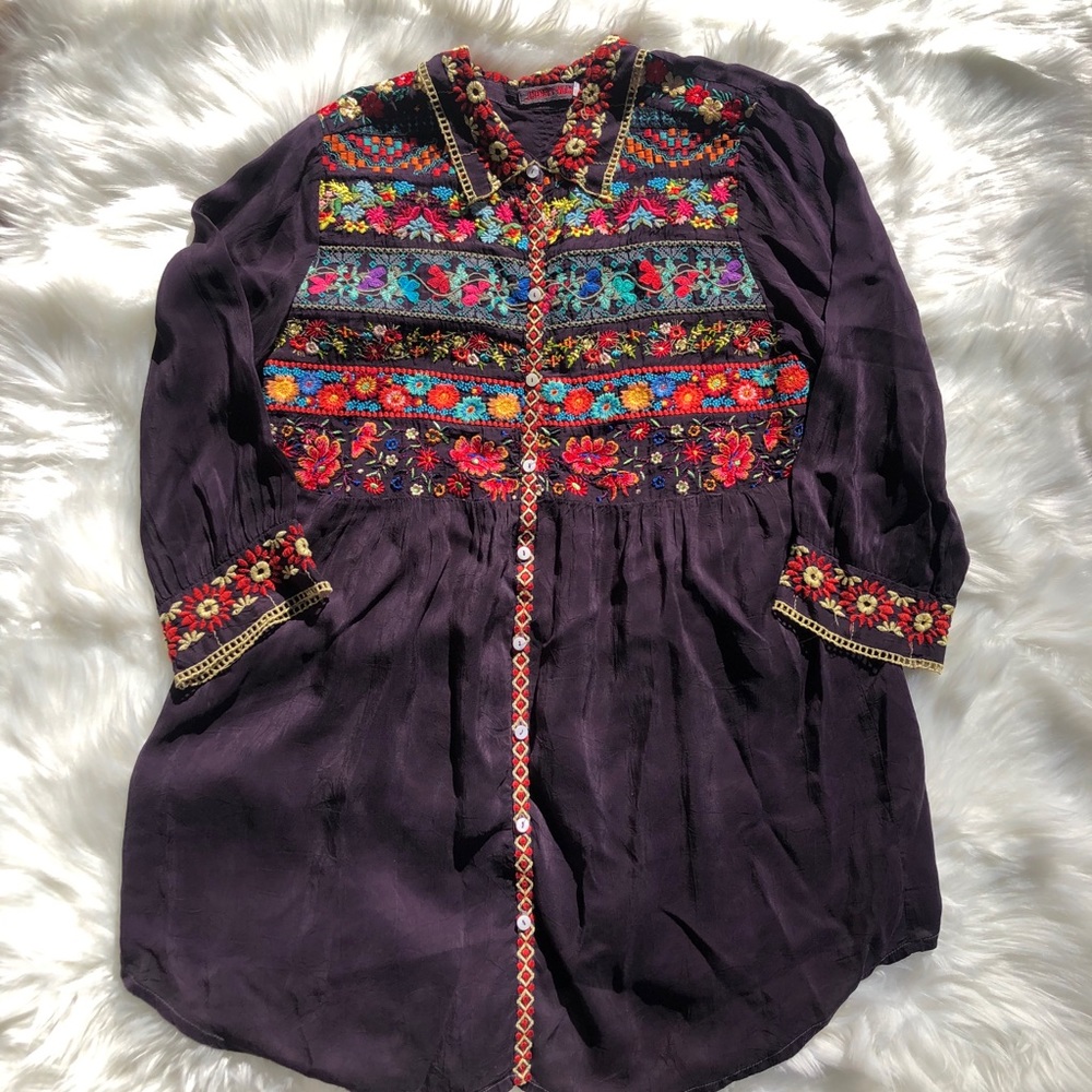 Johnny Was Embroidered Button Front Tunic Top